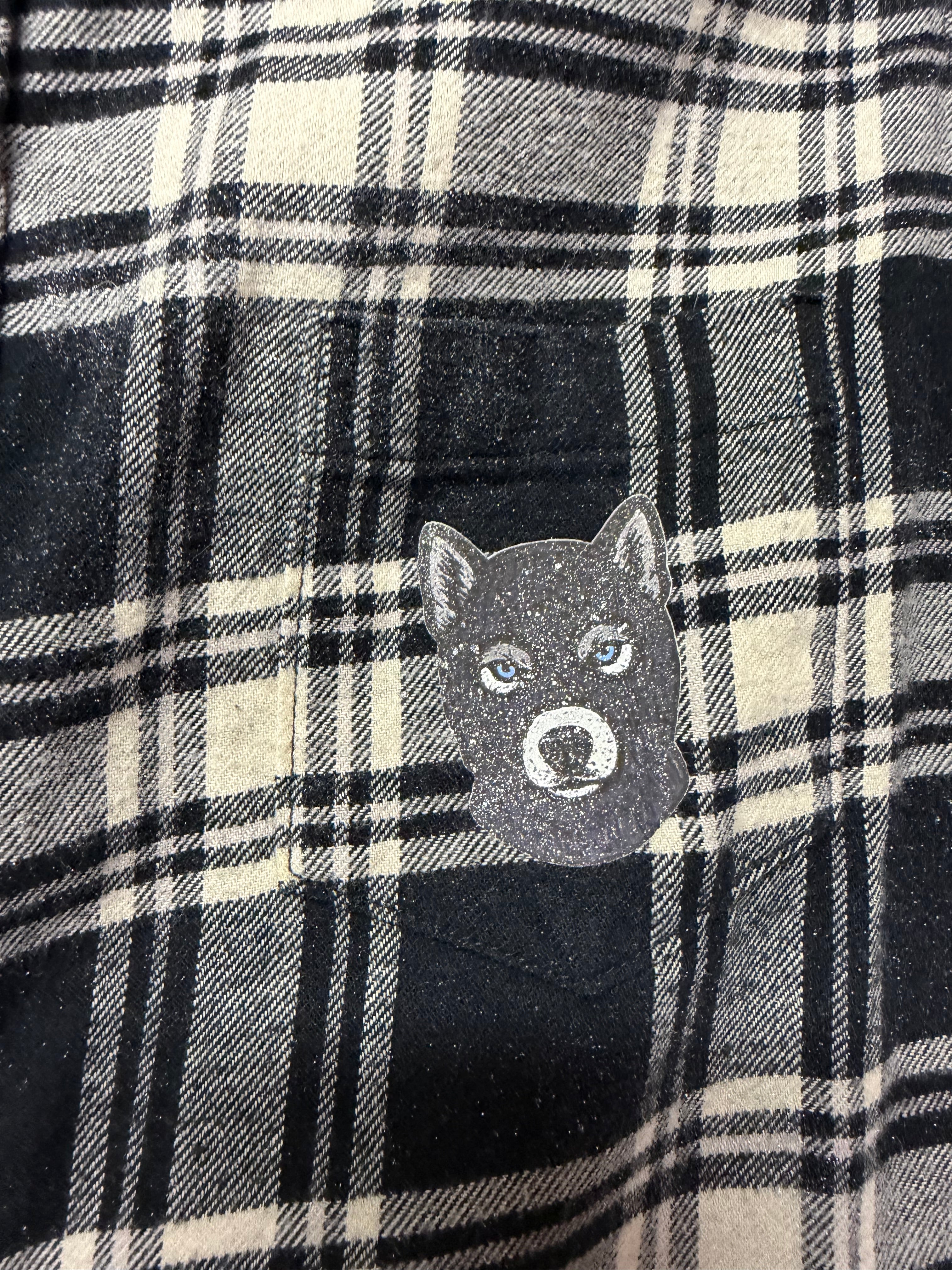 “DRUGS” Fishnet Patch Flannel – XS Upcycled Women’s Black & Cream Plaid